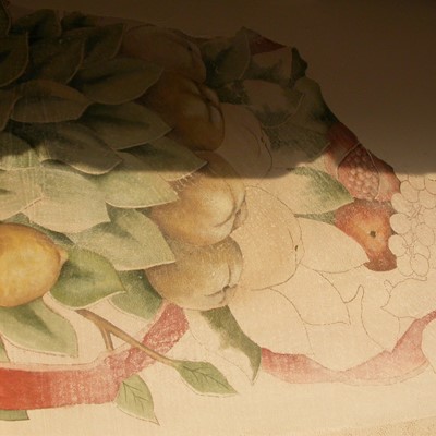 decorazione sottogronda Locanda Lo Scudo Soave (VR)